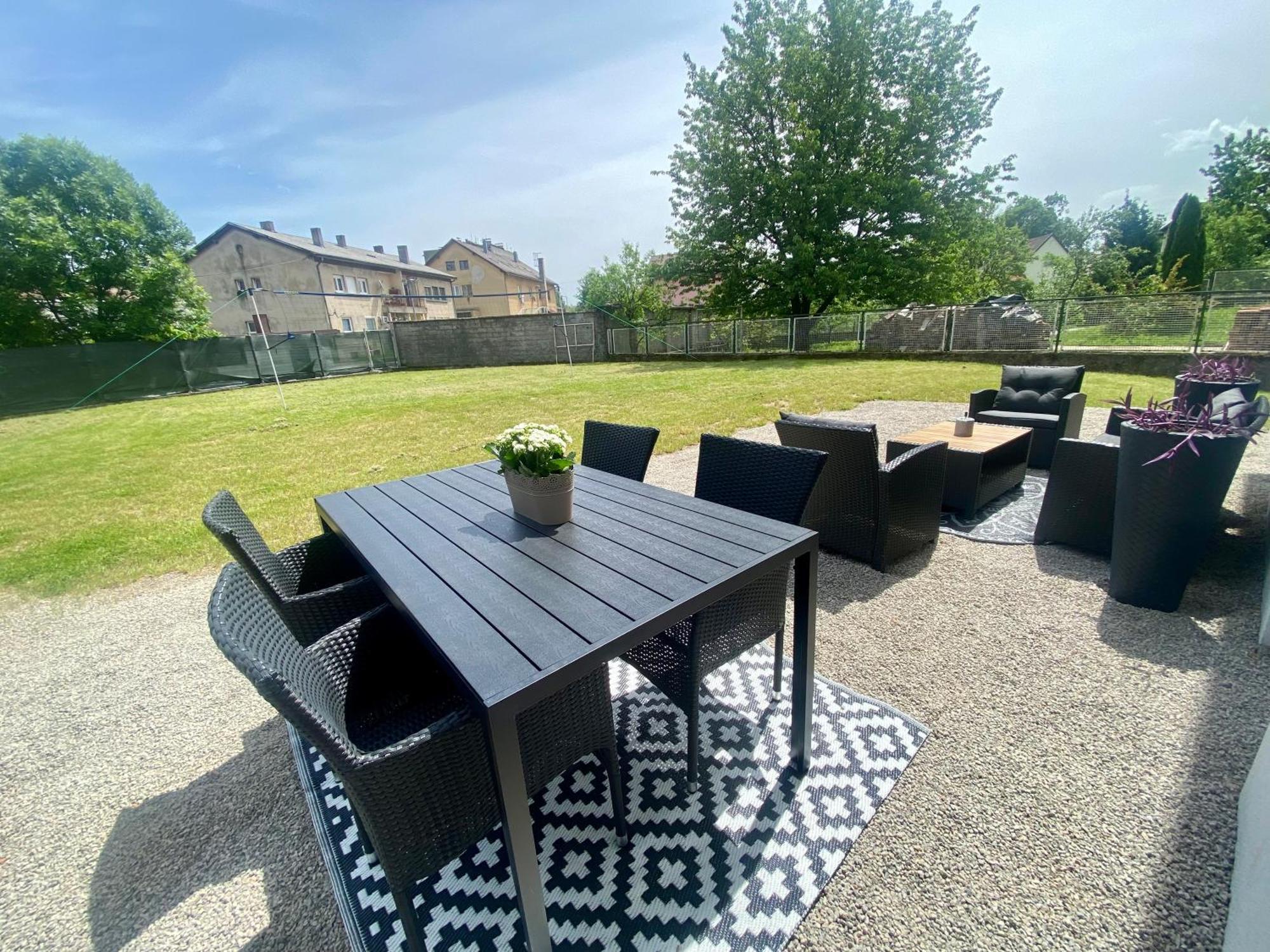 Apartman El Ogulin Exterior foto